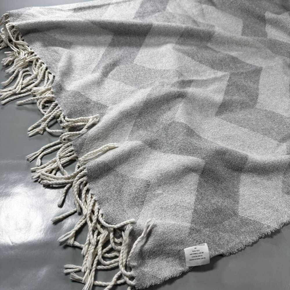 Nido Notte Italia Throw Blanket Shawl Italy Tassel Wrap Oversized Fringed Soft - Picture 2 of 12
